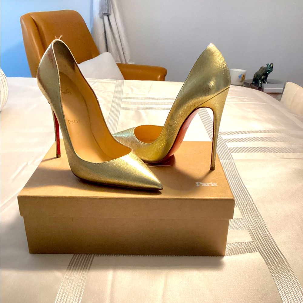 💯% Authentic Sexy Gold Christian Louboutin So-Kate 120 Nappa Pepite Pumps